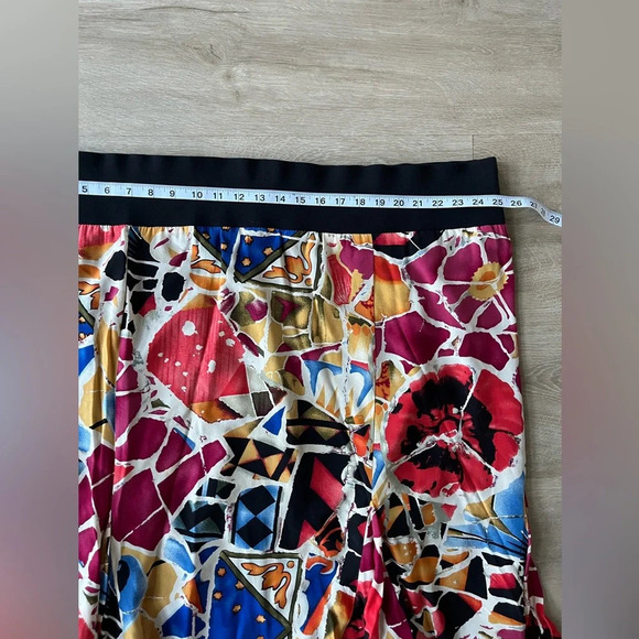 Peter Nygard Multi Print Silk Skirt SZ 24 - Picture 6 of 8